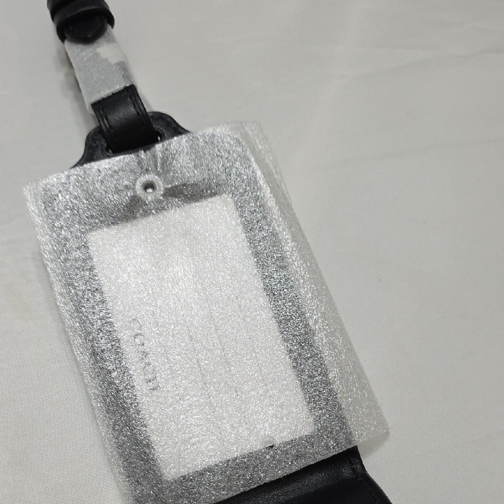 Coach Signature Black Luggage Tag - Picture 6 of 7